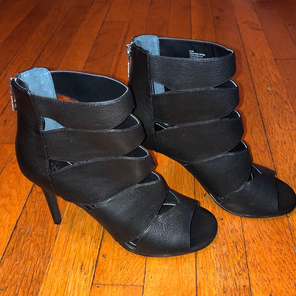 Women’s Heel Sandals - Picture 1 of 4